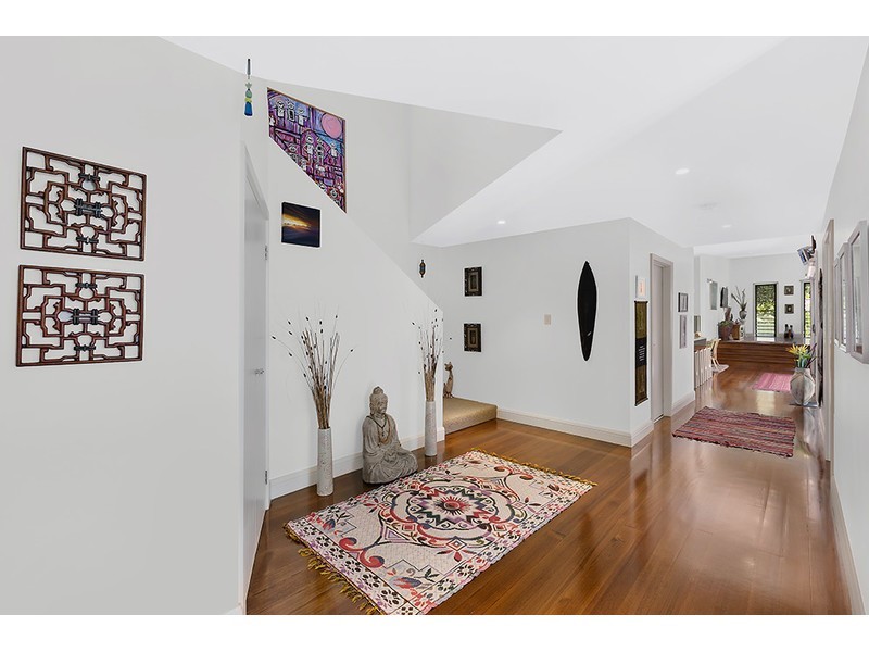 69 Bateau Bay Road, Bateau Bay NSW 2261