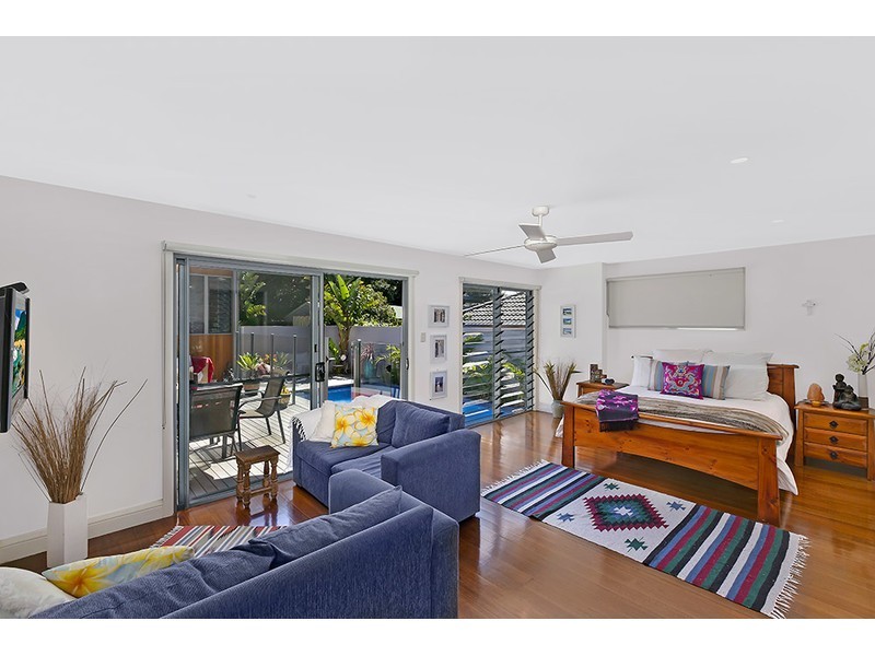 69 Bateau Bay Road, Bateau Bay NSW 2261