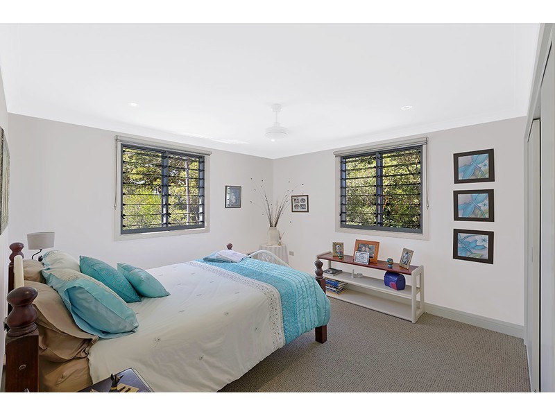 69 Bateau Bay Road, Bateau Bay NSW 2261