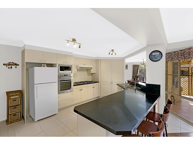 6 Tully Place, Berkeley Vale NSW 2261