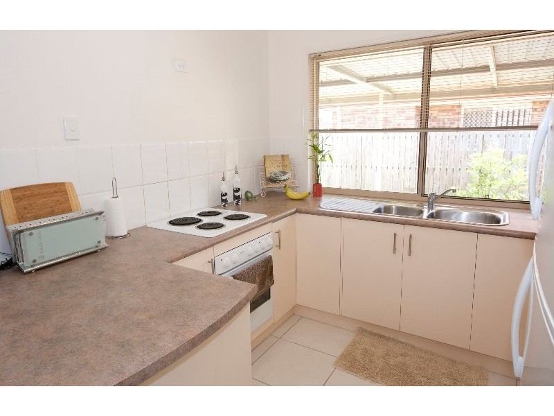 15 Billabong Drive, Crestmead QLD 4132