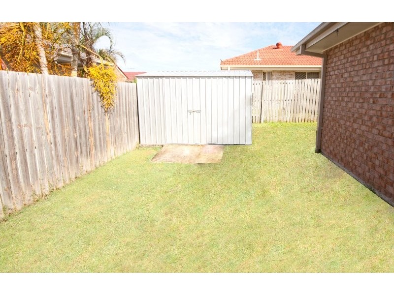 15 Billabong Drive, Crestmead QLD 4132