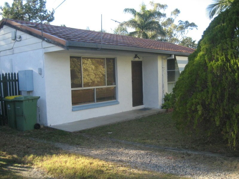 27 Bursaria Street, Crestmead QLD 4132