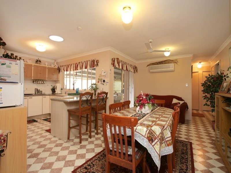 9 Lyndon Court, Boronia Heights QLD 4124