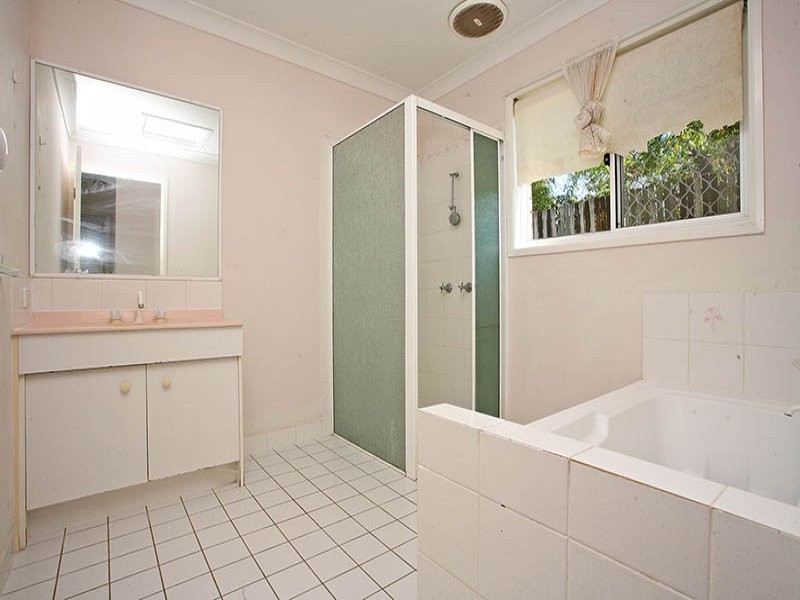 24 Gatland Court, Boronia Heights QLD 4124