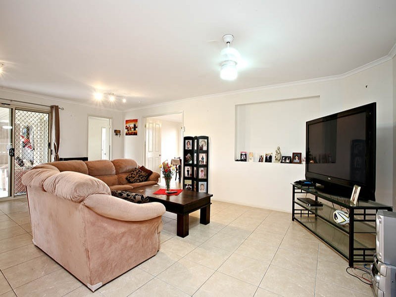 628 Silverwood Drive, Jimboomba QLD 4280
