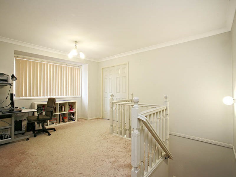 6 Chesterfield Crescent, Kuraby QLD 4112