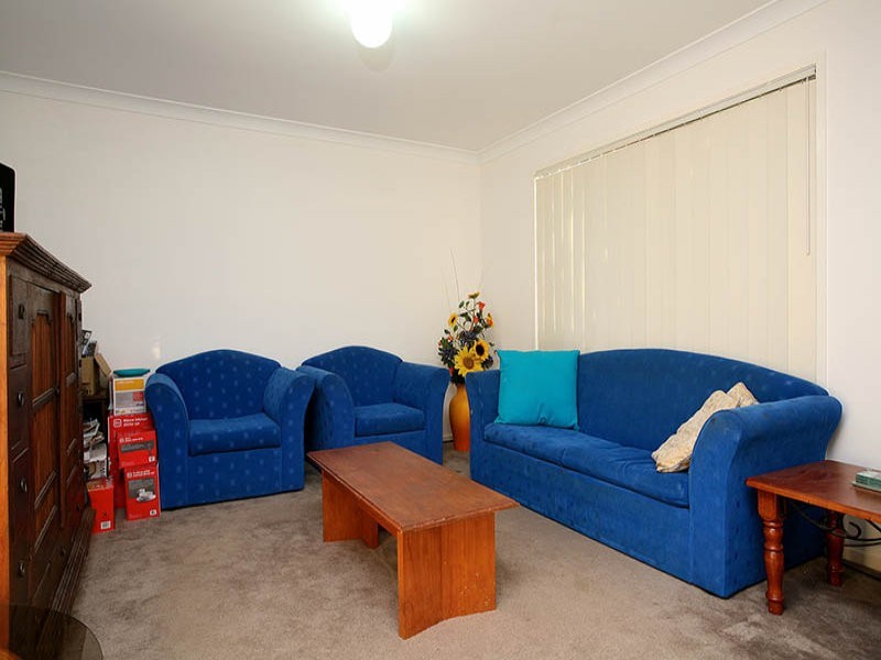 11 Coolum Court, Regents Park QLD 4118