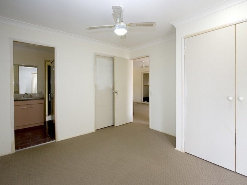 6 Ryan Street, Loganlea QLD 4131