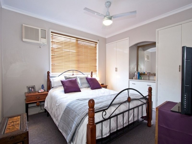 3 Sandalwood Street, Crestmead QLD 4132