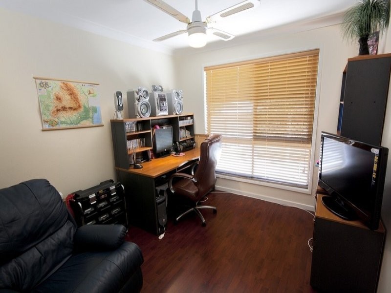 17 Limosa Court, Crestmead QLD 4132