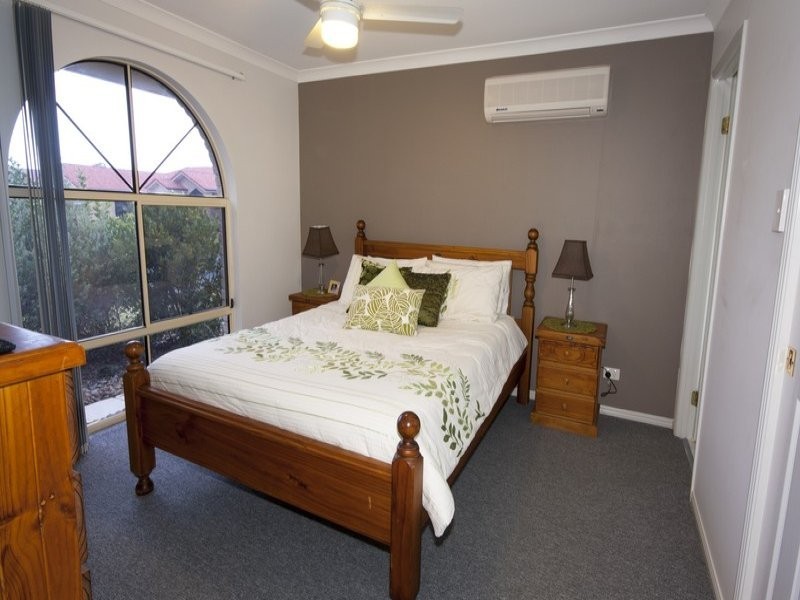 8 Chancellor Circuit, Meadowbrook QLD 4131