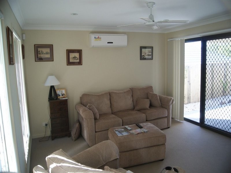 10 Brendan Thorne Place, Marsden QLD 4132