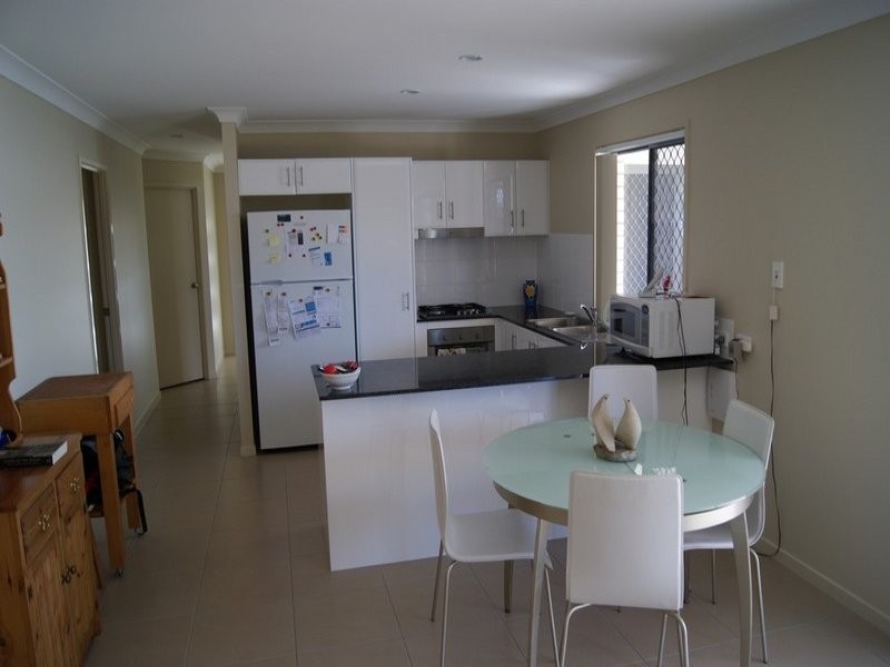 10 Brendan Thorne Place, Marsden QLD 4132