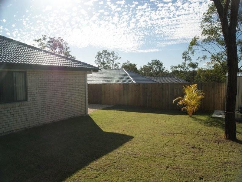 10 Brendan Thorne Place, Marsden QLD 4132