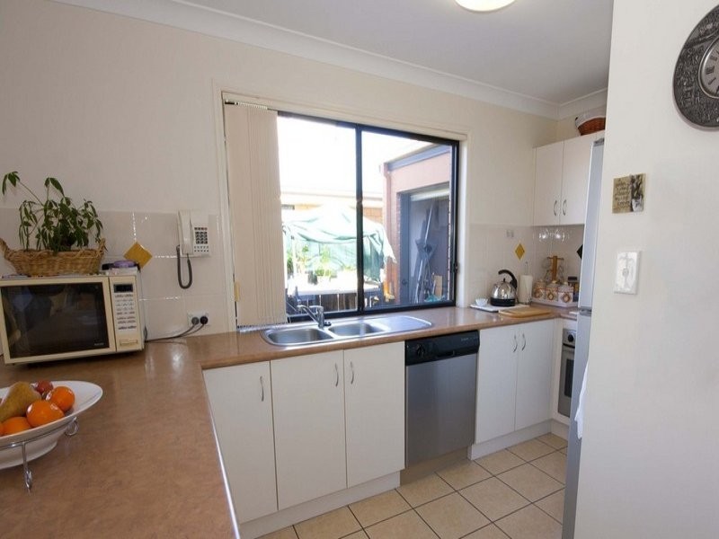 9 Allenby Drive, Meadowbrook QLD 4131