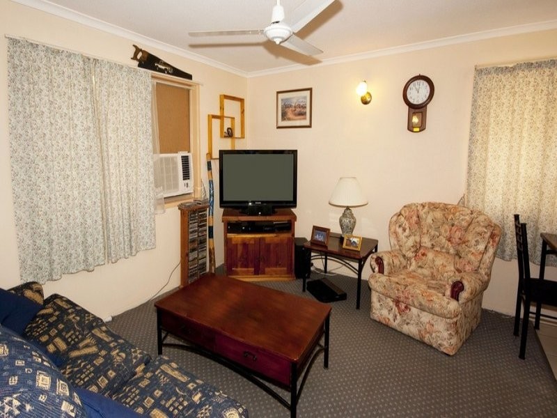 8 Crinum Street, Crestmead QLD 4132