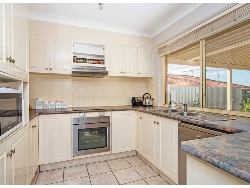 3 Woodrow Place, Marsden QLD 4132