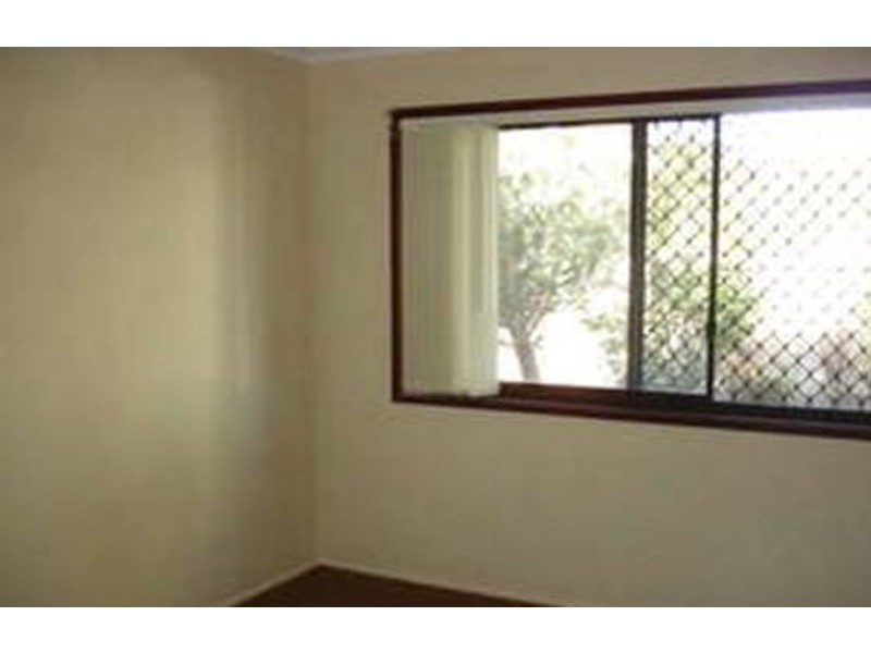 16 Forestwood Street, Crestmead QLD 4132