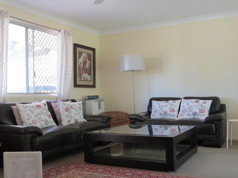 18 Parklands Drive, Boronia Heights QLD 4124