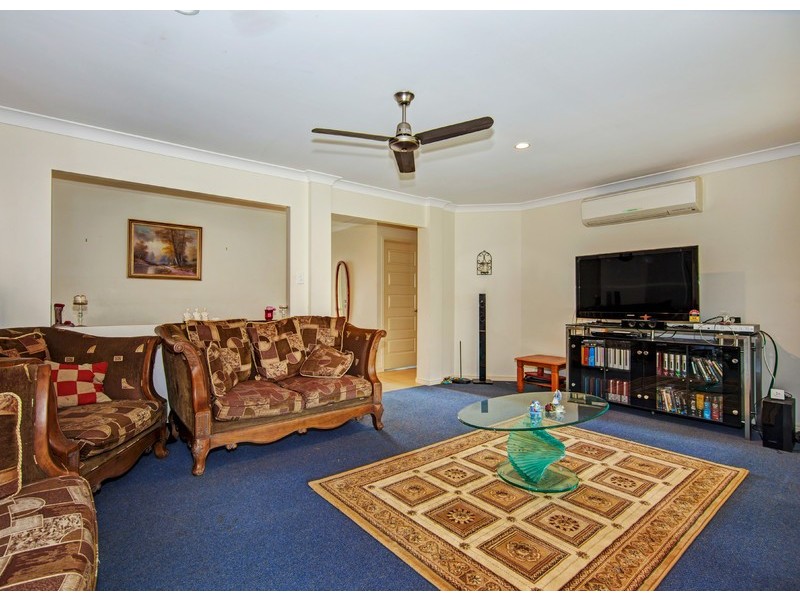 5 Eric Court, Hillcrest QLD 4118