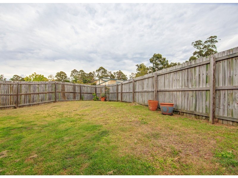 5 Eric Court, Hillcrest QLD 4118