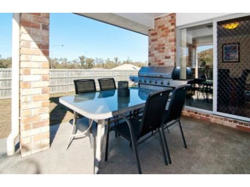 Regents Park QLD 4118