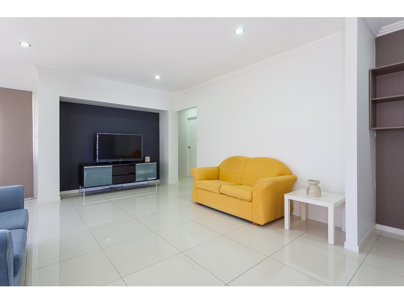 25 Kenilworth Crescent, Waterford QLD 4133