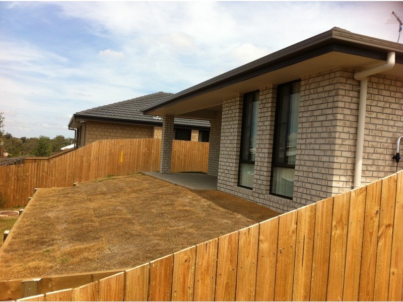 11 Oasis Court, Marsden QLD 4132