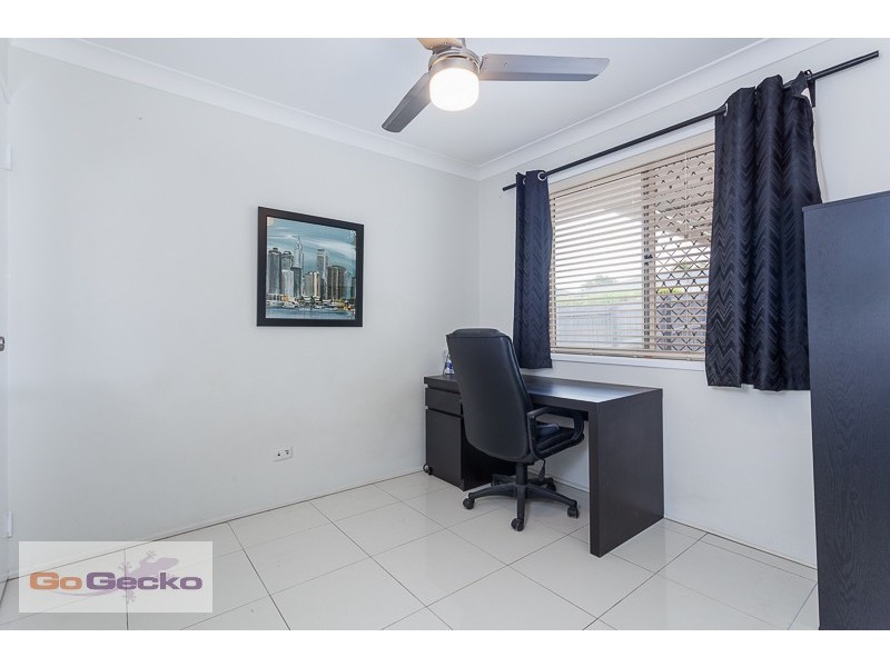 92 Julie Street, Crestmead QLD 4132