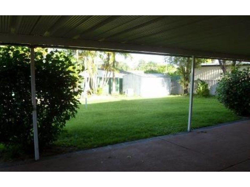 8 Hakari Street, Crestmead QLD 4132
