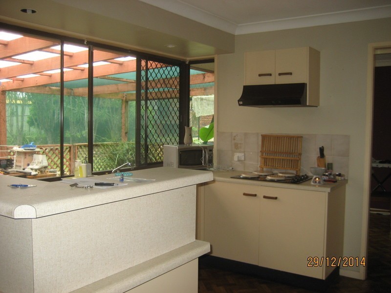 19 Parkroyal Crescent, Regents Park QLD 4118