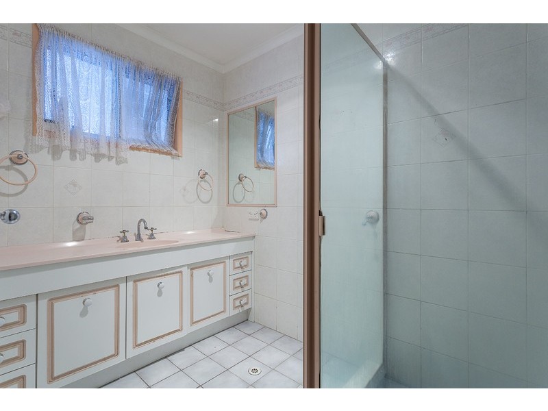 11 Lacebark Street, Crestmead QLD 4132