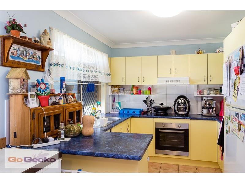 16 Woodrow Place, Marsden QLD 4132