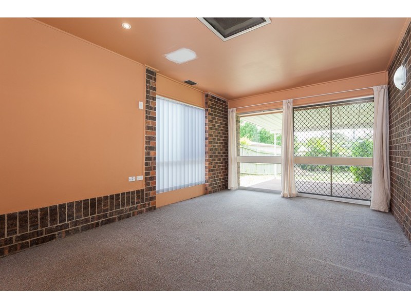 8 Hakari Street, Crestmead QLD 4132