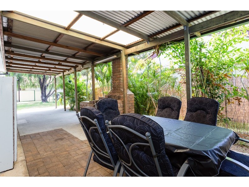 22 Moore Street, Loganlea QLD 4131