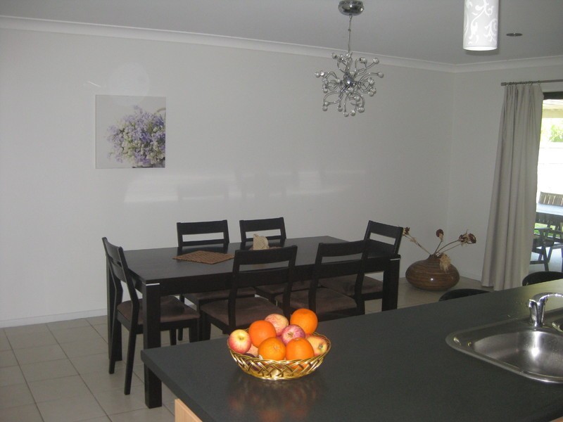 22 Adab Close, Boronia Heights QLD 4124