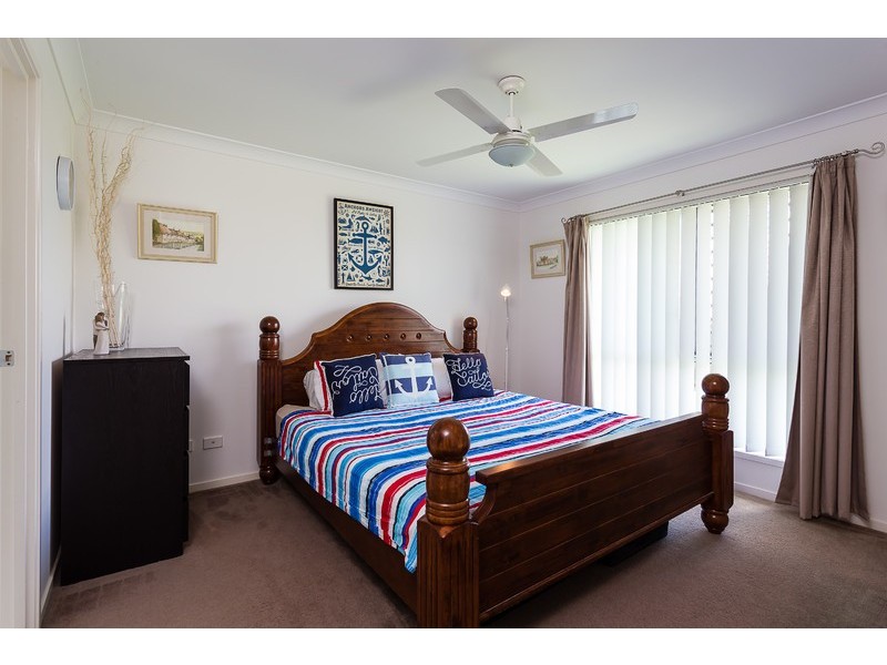 6 Delaforce Street, Regents Park QLD 4118