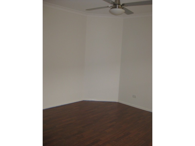 4 Airedale Court, Marsden QLD 4132