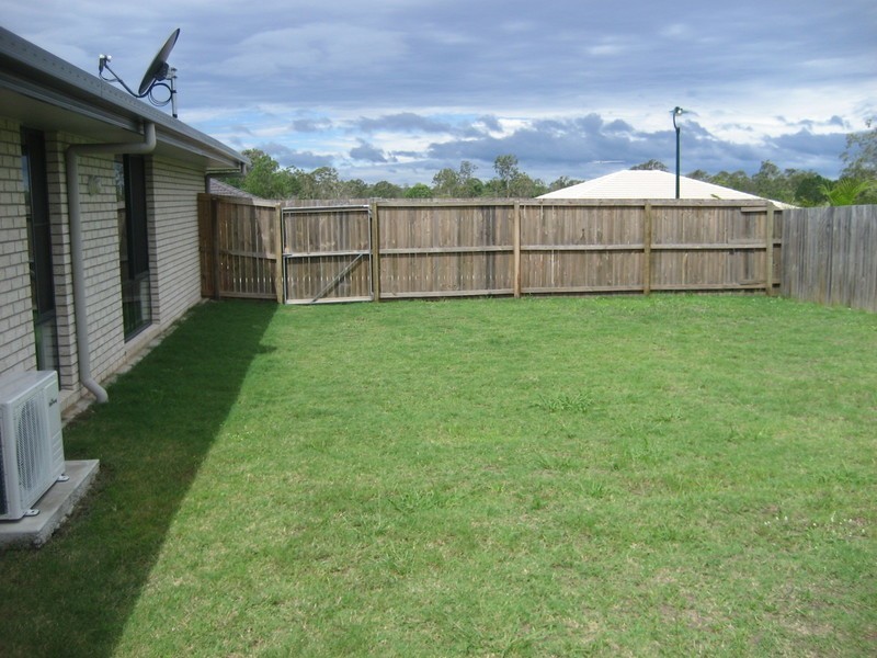 4 Airedale Court, Marsden QLD 4132