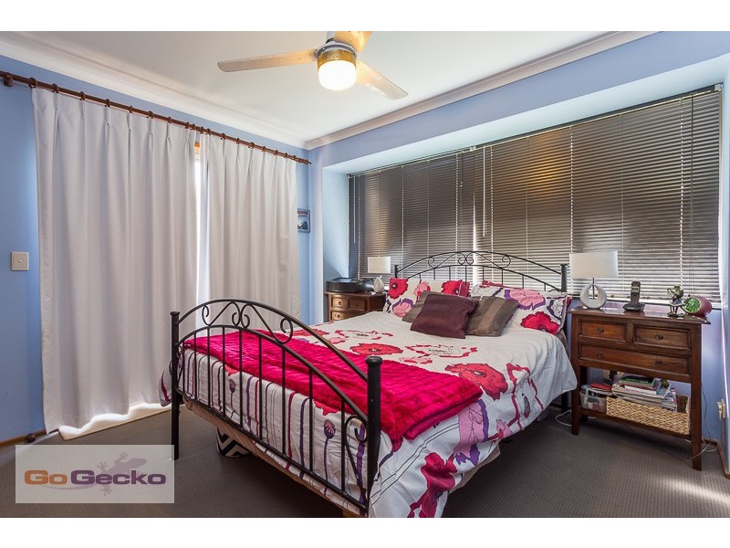 5 Bron Court, Loganlea QLD 4131