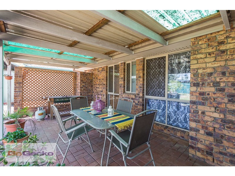 5 Bron Court, Loganlea QLD 4131
