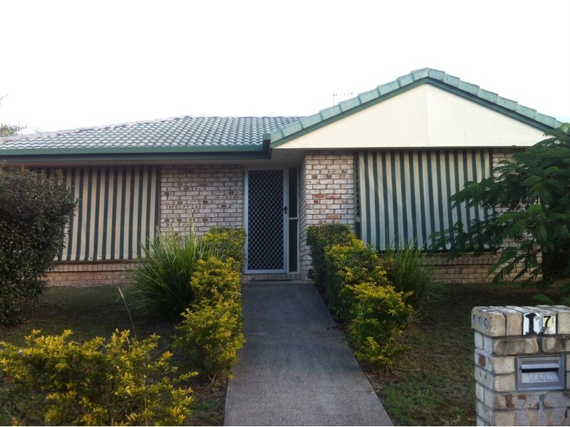 17 Burrinjuck Street, Marsden QLD 4132