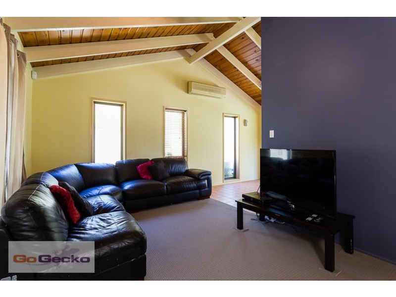 43 Carinya Street, Crestmead QLD 4132