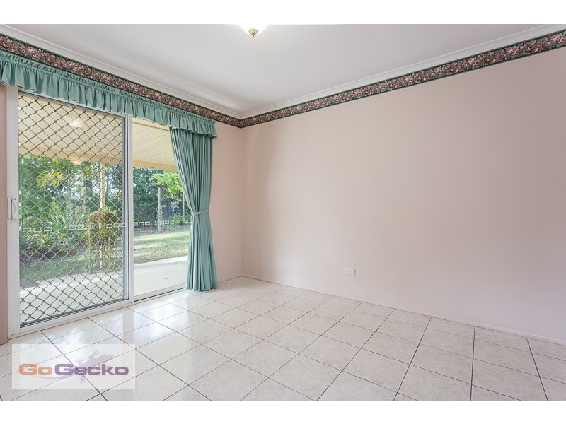 16 Melnik Drive, Loganlea QLD 4131