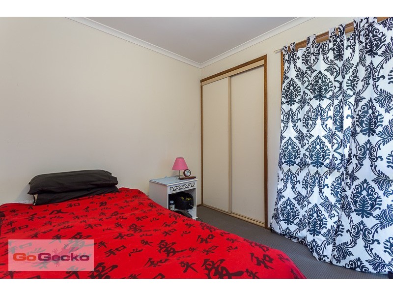 5 Bron Court, Loganlea QLD 4131