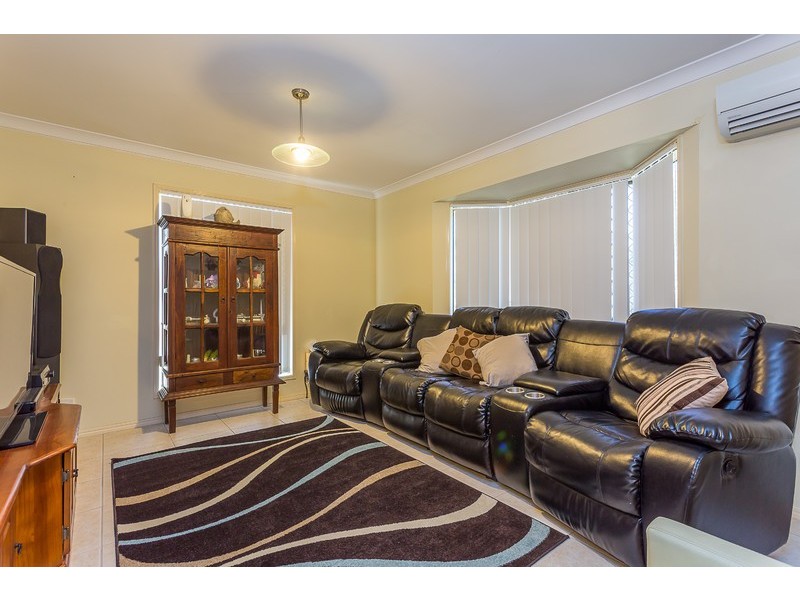 6 Nicole Place, Crestmead QLD 4132