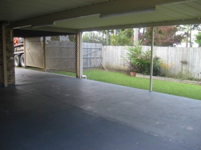 8 Melnik Drive, Loganlea QLD 4131