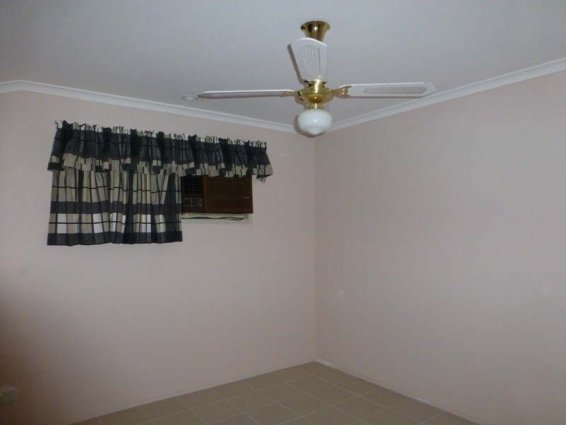 83 Federation Drive, Hillcrest QLD 4118