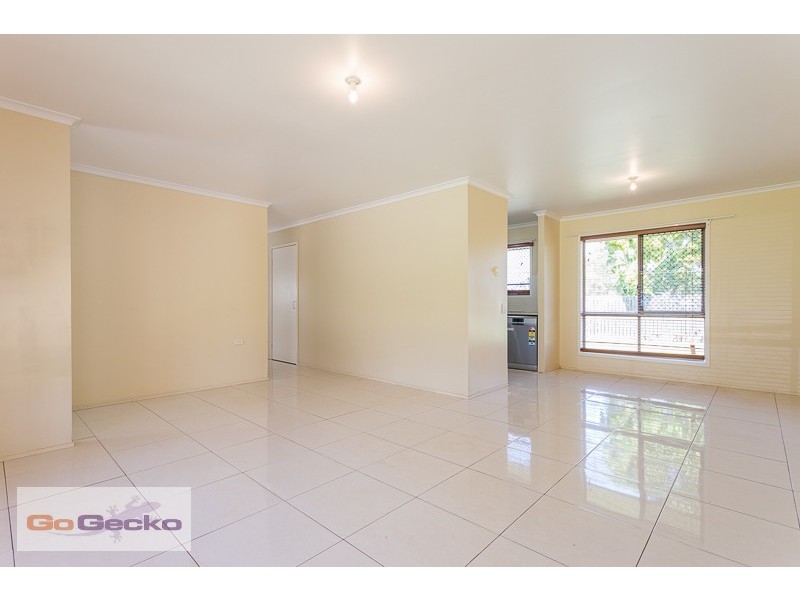 10 Shiraz Court, Kingston QLD 4114